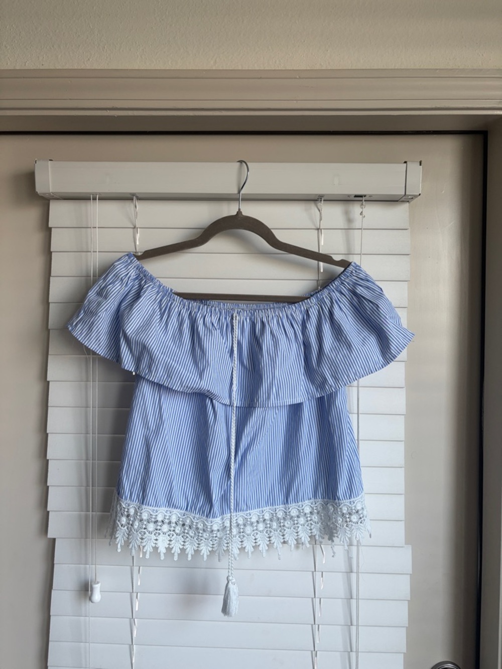 iris Blue & White Striped Off-Shoulder Crop Top with Lace Hem